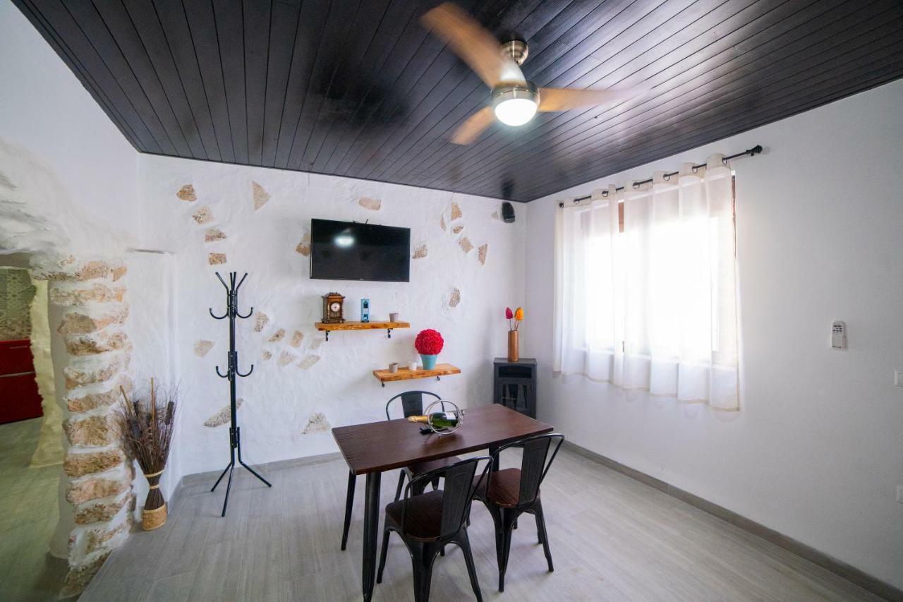 Casa Rural Las Colmenas Alcala del Jucar Exteriér fotografie